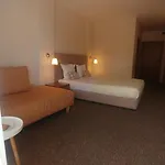 Otel Family Muses