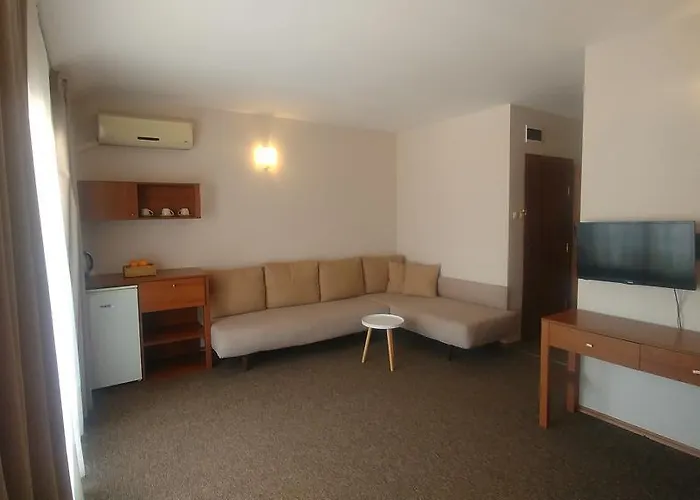 Hotel Family Muses 3*